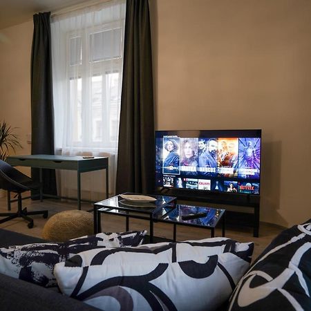 Lucy'S Apartments Оломоуц Экстерьер фото